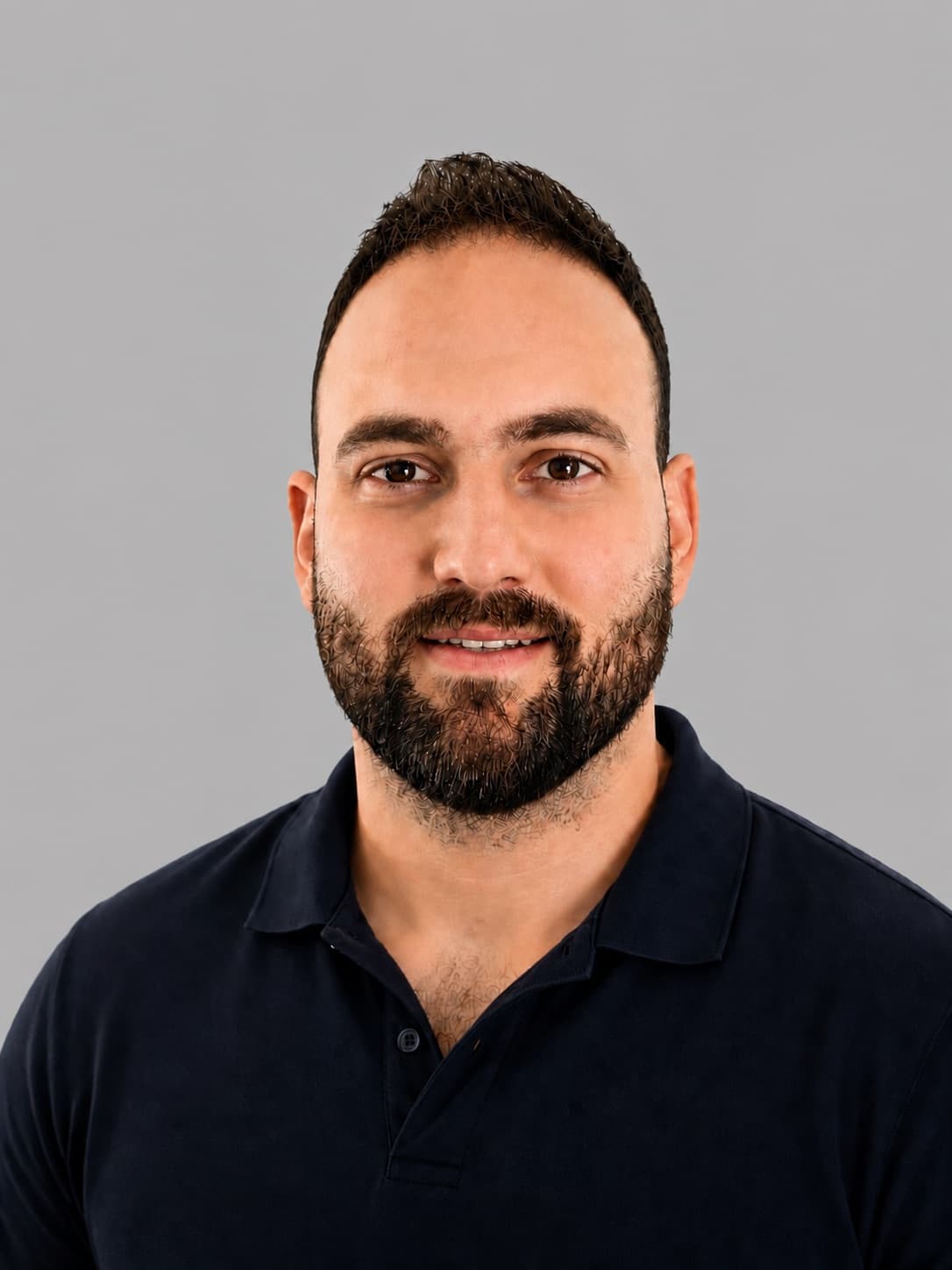 Porträtfoto von Alexandros Athanassiadis, Field Service Technician